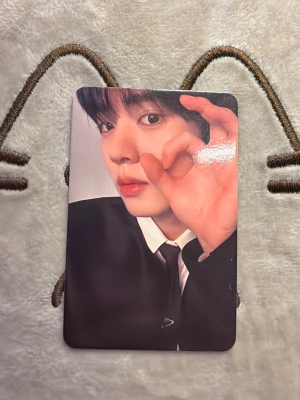 You had me at HELLO Digipack Ver. APPLEMUSIC LUCKY DRAW