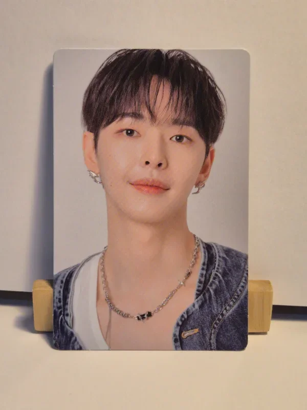 OnlyOneOf 2024 World tour dOpamine in Seoul TRADING PHOTOCARD