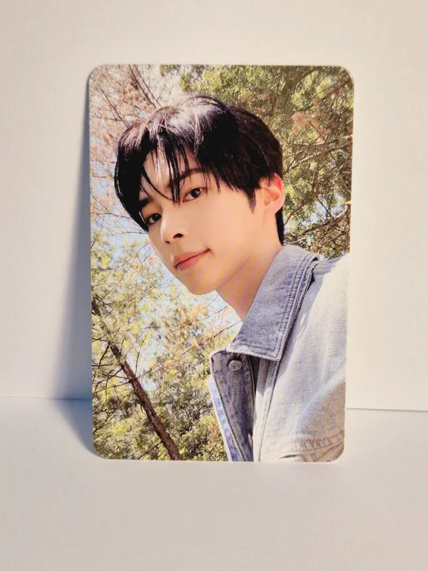 NEVER SAY NEVER PHOTOBOOK Ver. ORDINARY Ver.