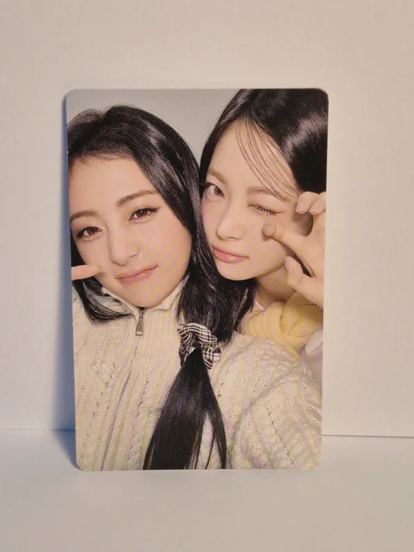 HOT (Weverse Ver.) Ver.A