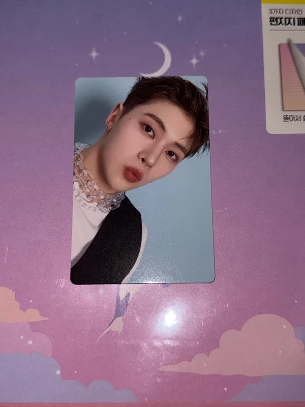 Pop up  ZEROBASEONE SUMMER SALE TRADING CARD