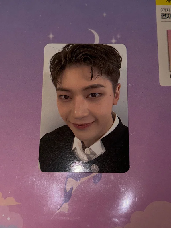 You had me at HELLO Digipack Ver. JUMP UP LUCKY DRAW