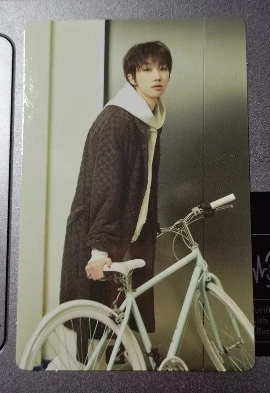 2024 SVT 8TH FAN MEETING SEVENTEEN in CARAT LAND Trading Card Set