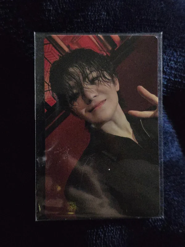 FML CARAT Ver. WEVERSE