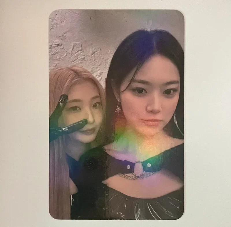 Hyunjin Yeojin Unit Loossemble One of a Kind Dawn Ver