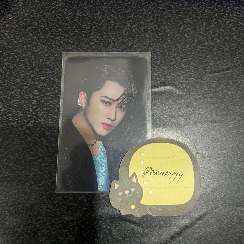 Unlock : GO LIVE IN LIFE PHOTOCARD BINDER Changbin