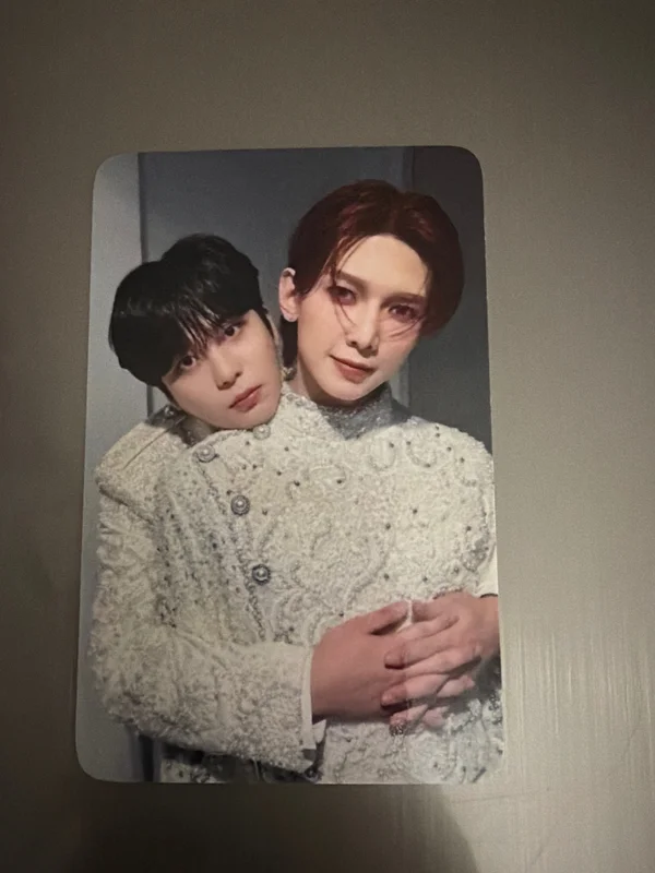 GOLDEN HOUR : Part.2 MAKESTAR LUCKY DRAW in Europe