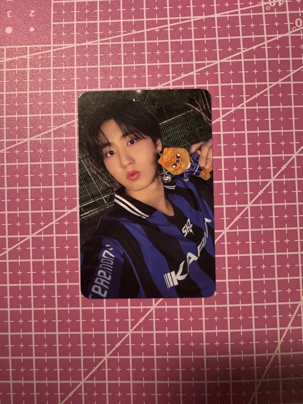 Han Jisung KARMA SKZOO Ver.