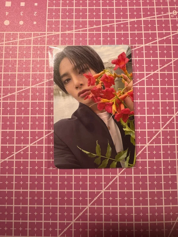 Jeongin/I.N KARMA POP-UP STORE REWARD