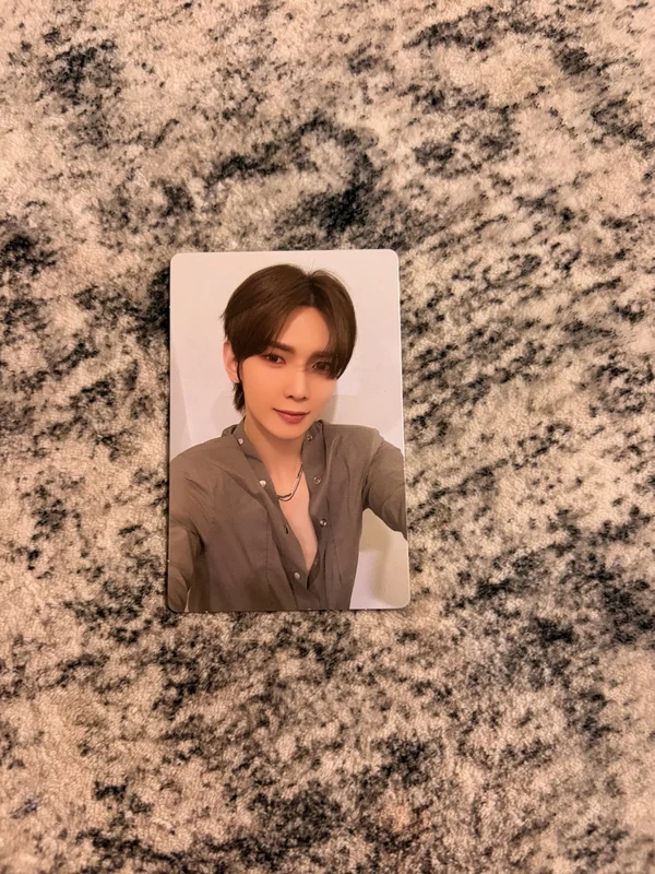 GOLDEN HOUR : Part.1 hello82