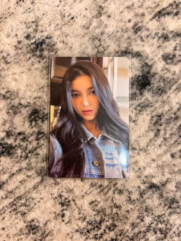 New Jeans Bluebook ver. NEWJEANS VER.