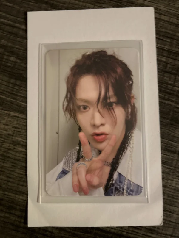 Fact Check Chandelier Ver.