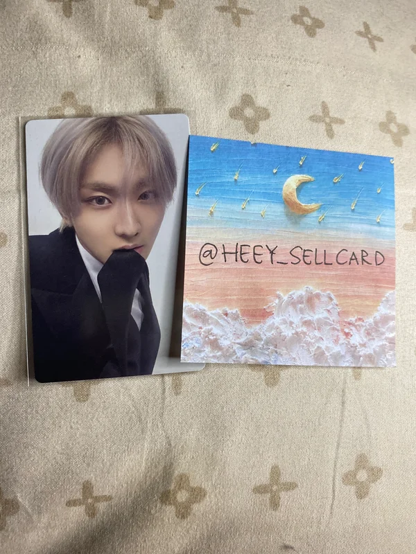 DESIRE : UNLEASH Weverse Albums ver.