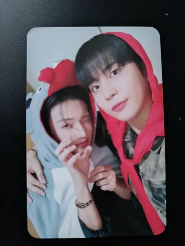 GOLDEN HOUR : Part.1 MAKESTAR