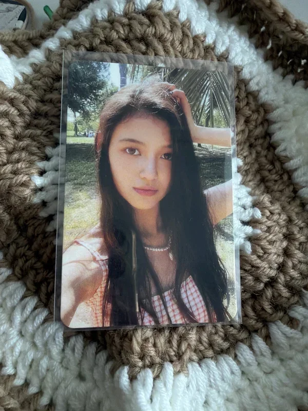 NewJeans Danielle Weverse album ver.