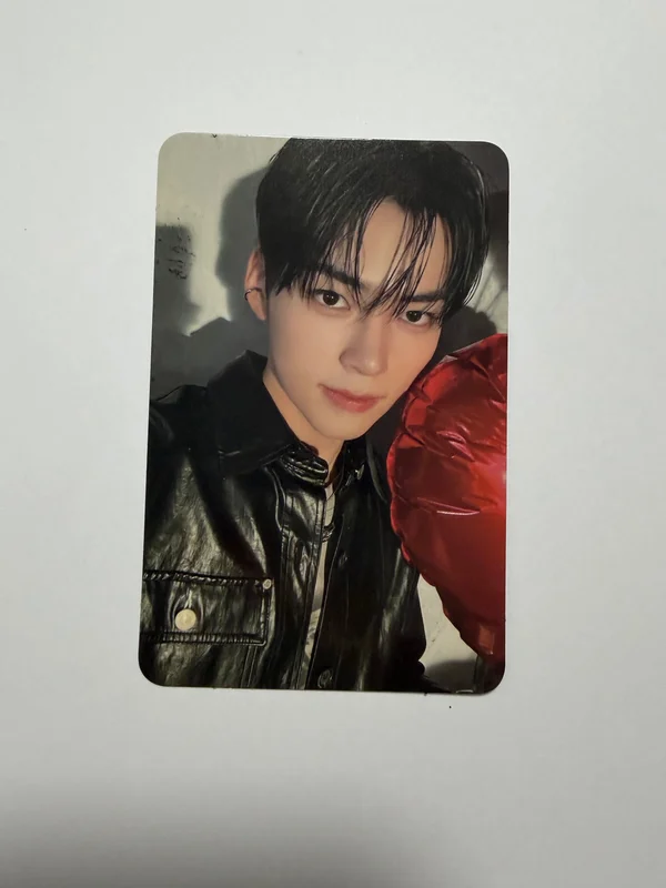 YOUTH IN THE SHADE DIGIPACK Ver.