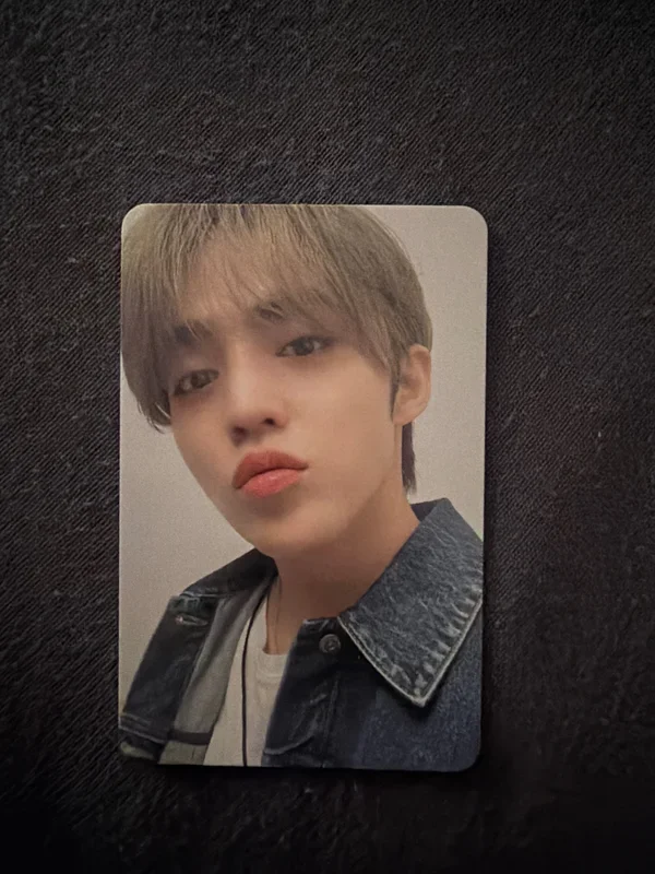 SEVENTEEN 2025 SEASON'S GREETINGS