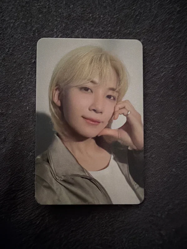 SEVENTEEN 2025 SEASON'S GREETINGS
