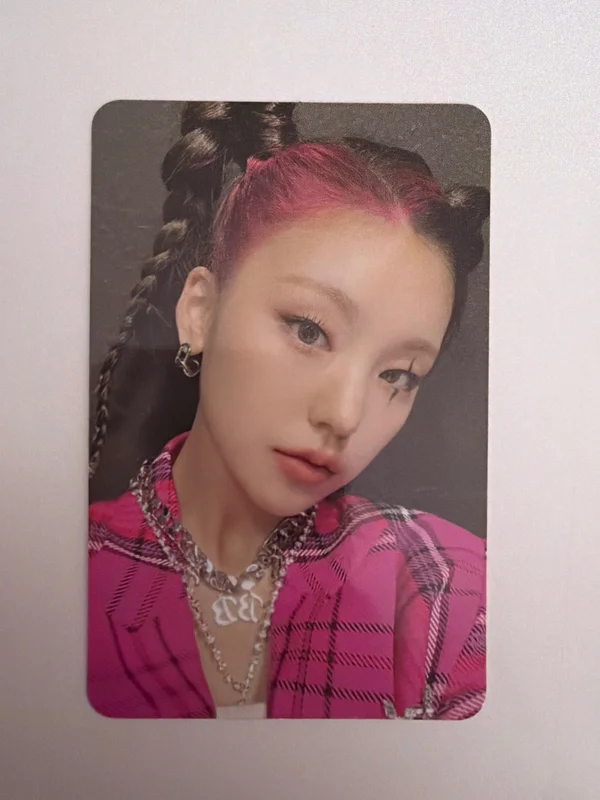 CRAZY IN LOVE Special Edition PHOTOBOOK ver.