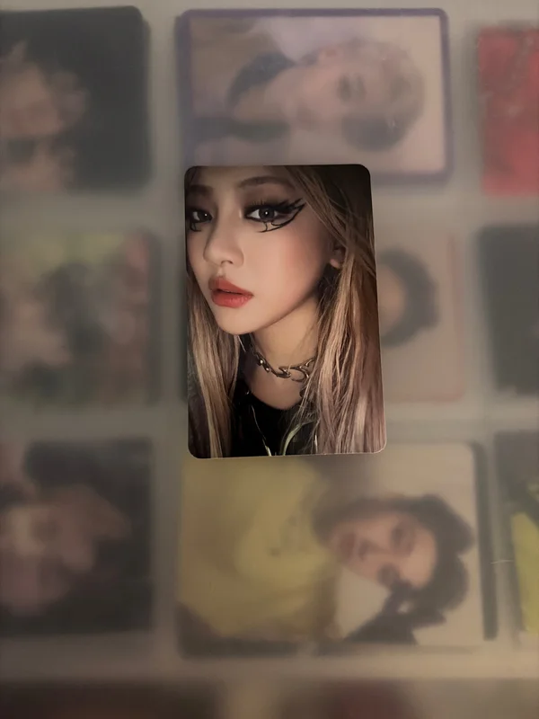Girls Digipack Ver.