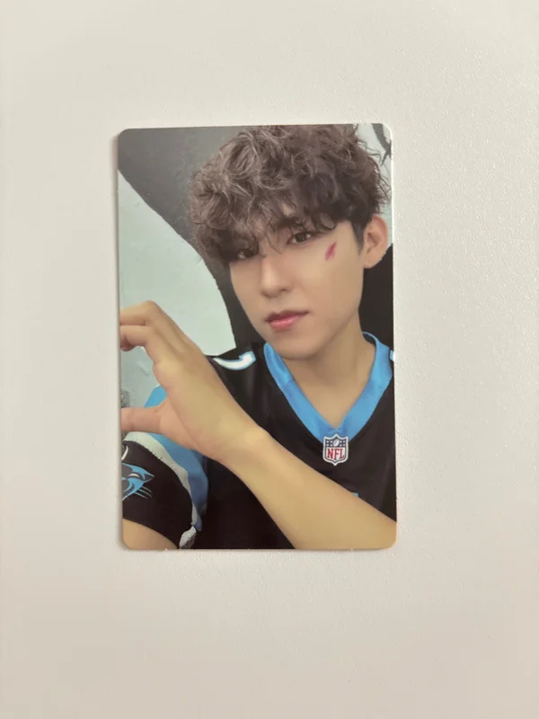 BORN LIKE THIS Jewel Ver.