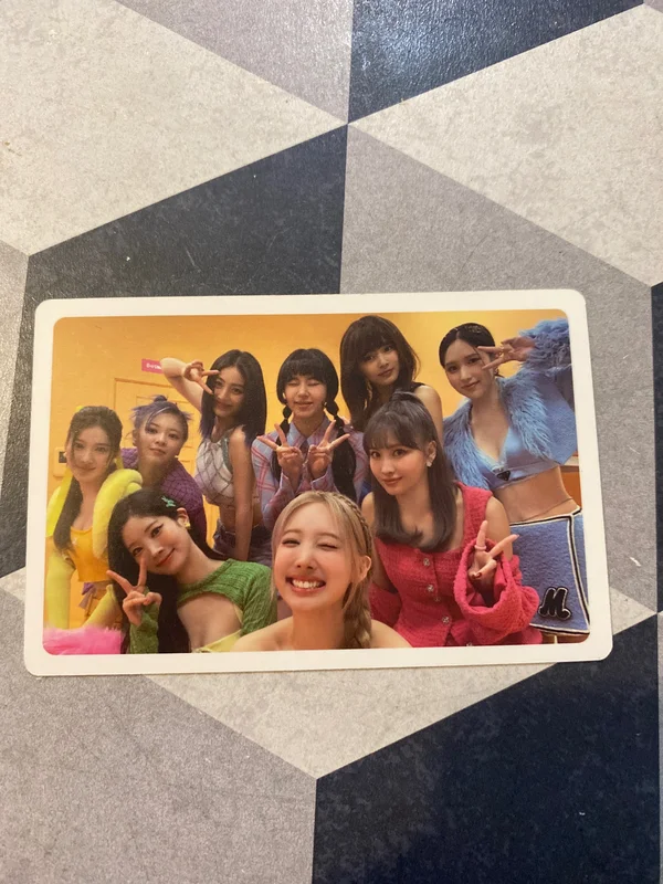 BETWEEN 1&2 PHOTOCARD SET