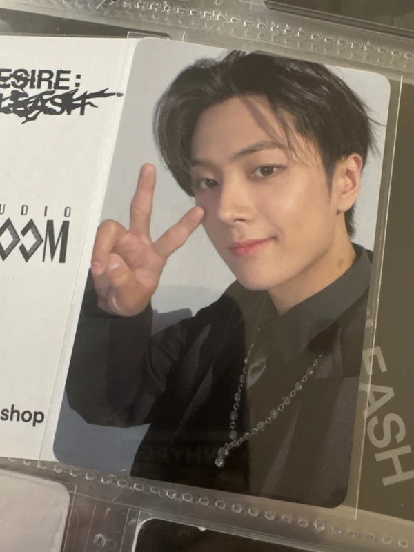 DESIRE : UNLEASH ENGENE ver. STUDIO CHOOM GIFT