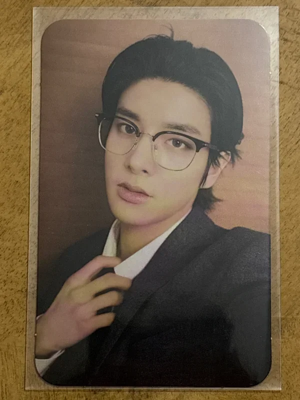 DARK MOON SPECIAL ALBUM 'MEMORABILIA' Moon ver.