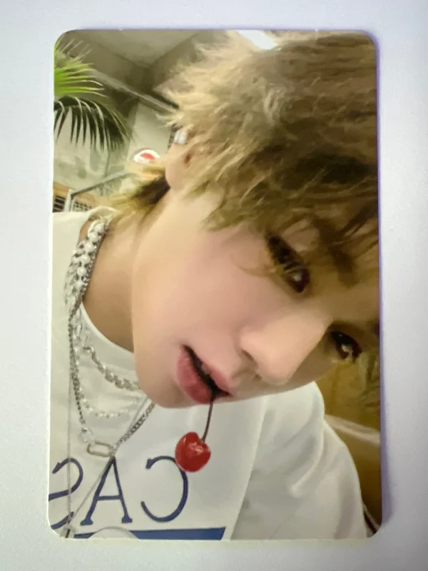 Blank or Black BLANK SPACE VER.