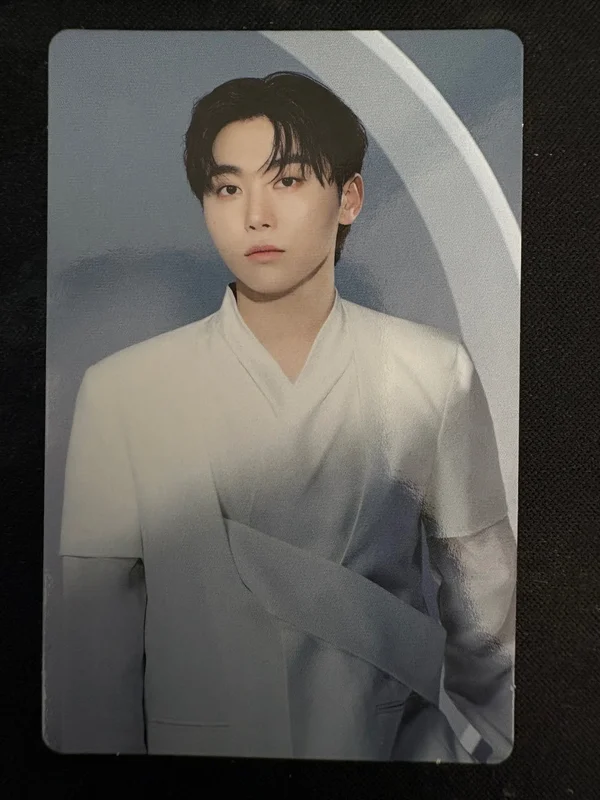 SEVENTEEN WORLD TOUR [NEW_] Trading Card Set