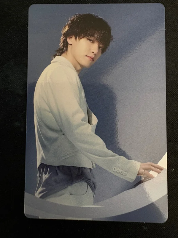 SEVENTEEN WORLD TOUR [NEW_] Trading Card Set