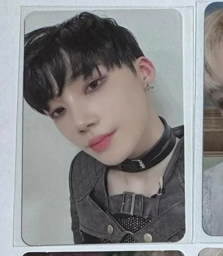 THE BOYZ SPECIAL EDITION MULTI CASE & PHOTOCARD SET