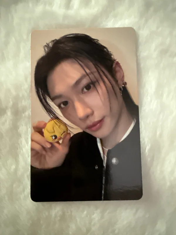 SKZOO TAMAGOTCHI & CASE SET