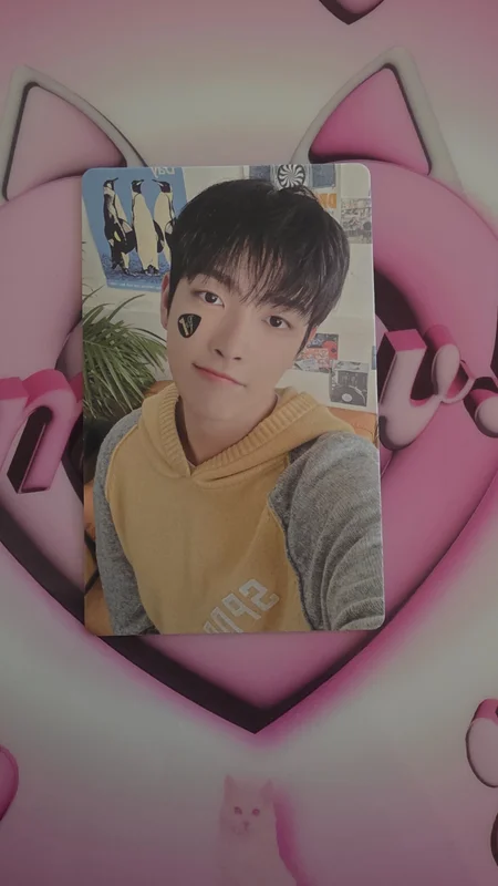2025 SEASON'S GREETINGS