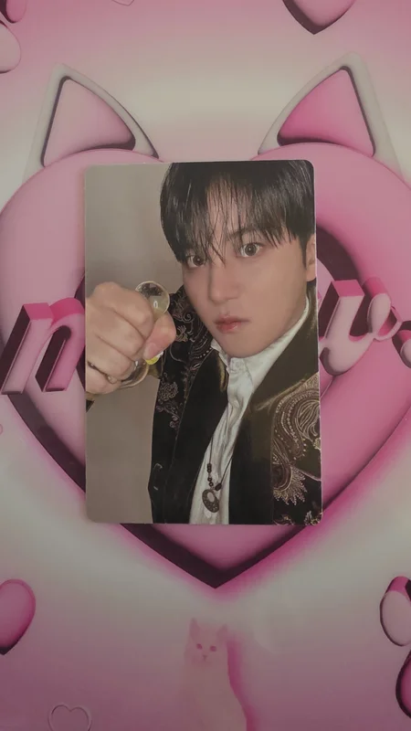 GOLDEN HOUR : Part.5 hello82 POP-UP Exclusive