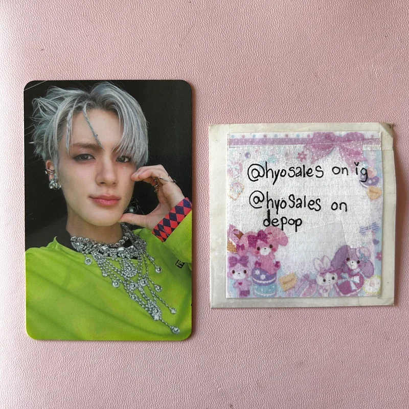 Jeno ISTJ Poster Ver. Barnes & Noble Exclusive Photocard
