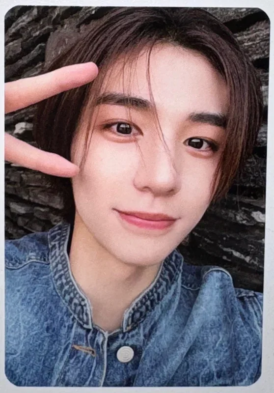 BOYNEXTDOOR 2024 SEASONs GREETINGS Leehan