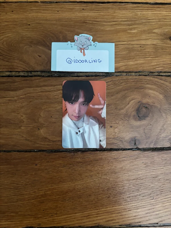 REVERXE PHOTOBOOK Ver. Cube Ver.