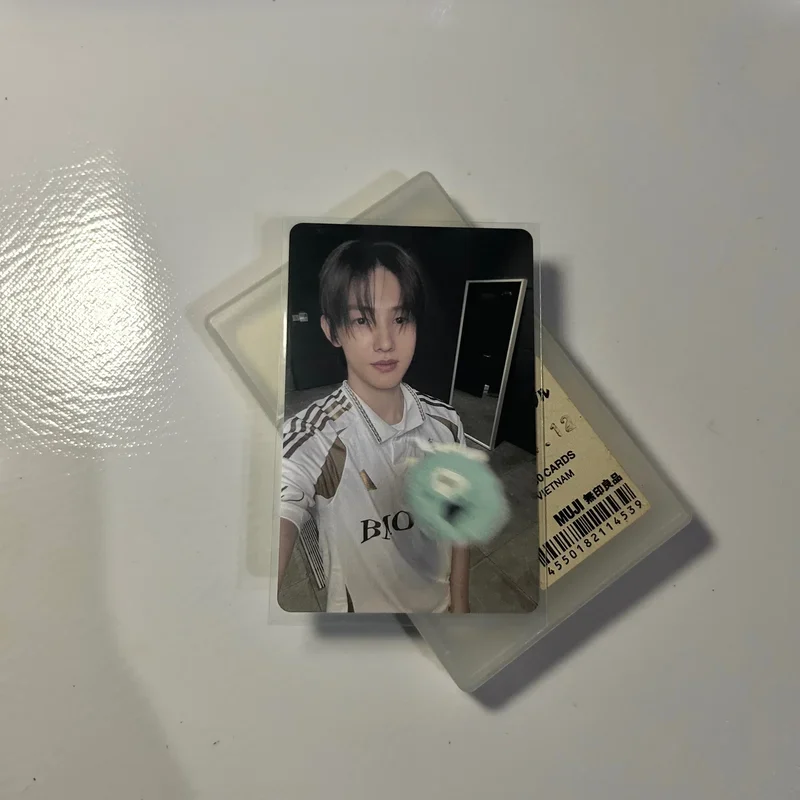 COLOR OUTSIDE THE LINES CORTIS Ball ver.