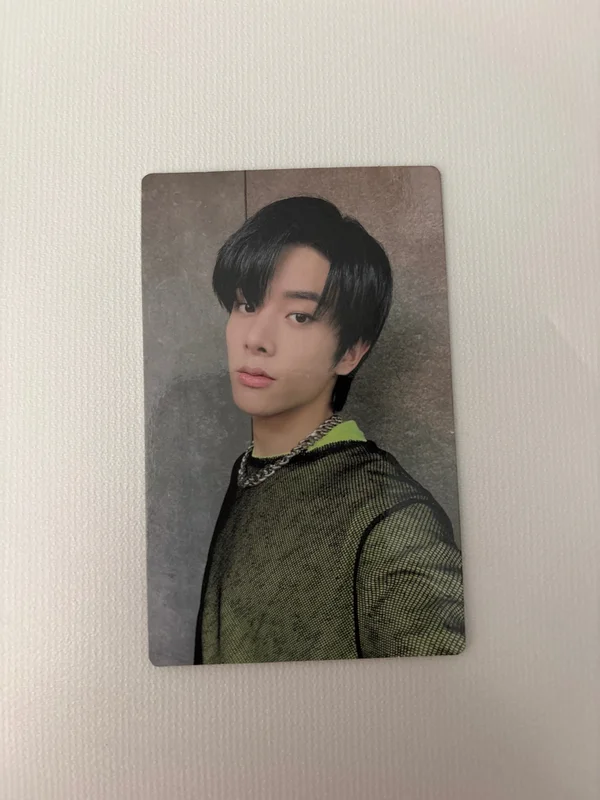 BORDER : CARNIVAL WEVERSE