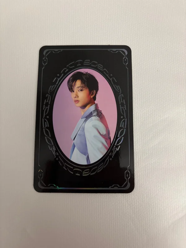 RESONANCE Pt.1 YEARBOOK CARD