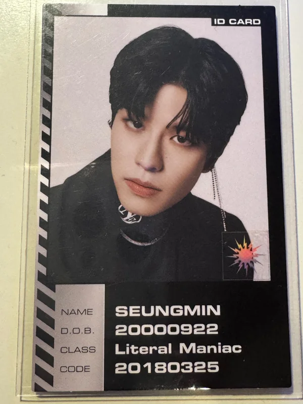 ODDINARY Seungmin (ID CARD ver.)