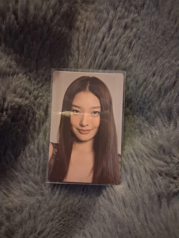 Yoonchae SIS (Soft Is Strong)