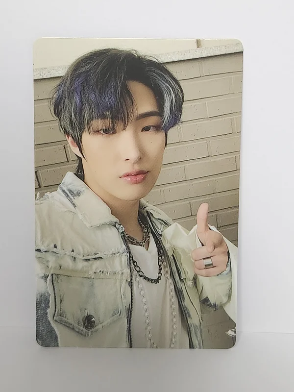 Pocamarket, ATEEZ MINGI THE WORLD EP.1 : MOVEMENT DIARY VER. K-pop