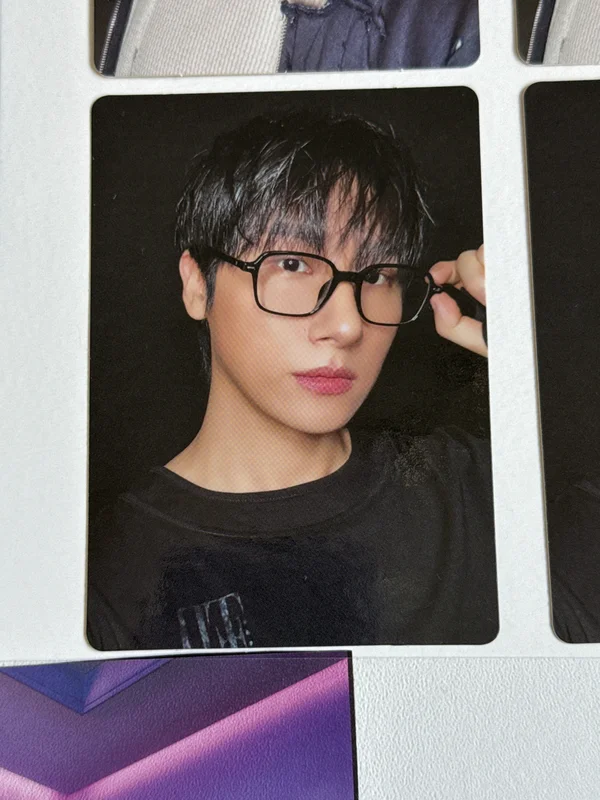 Unfold International Exclusive