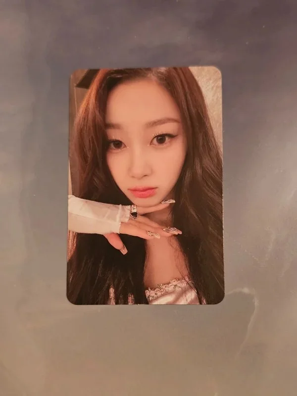 Aespa Giselle Pink Christmas Photocard