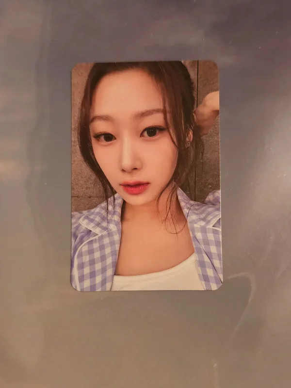 Aespa Giselle Pink Christmas Photocard