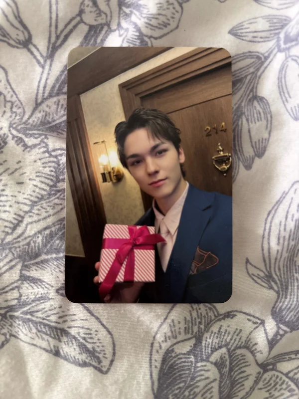 SPILL THE FEELS CARAT Ver.