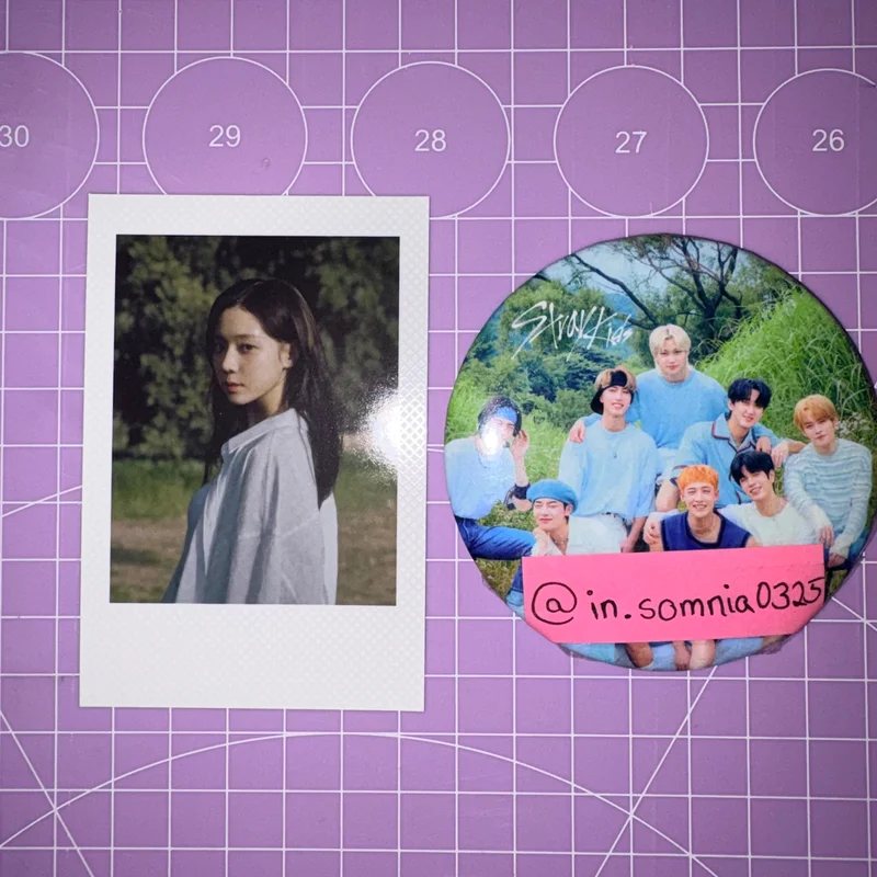 MY WORLD Zine Ver. Polaroid Card Set