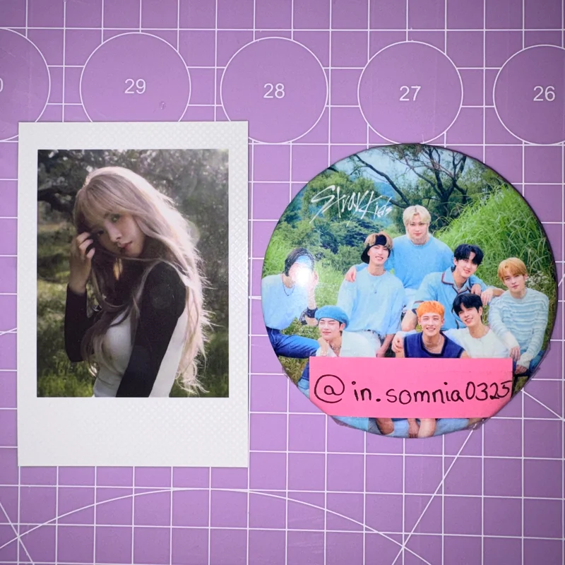 MY WORLD Zine Ver. Polaroid Card Set